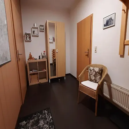 Διαμέρισμα Cozy Base With Garden, Cleaning Included